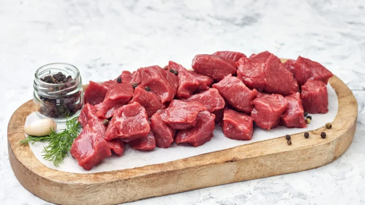 Liellopa gulašs gaļas gabali BIO