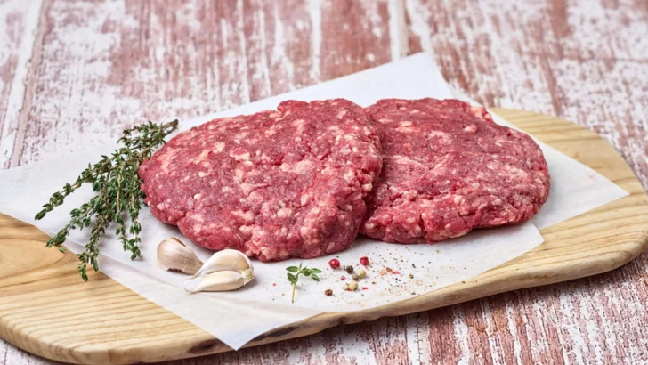 Liellopa gaļas burgeri BIO