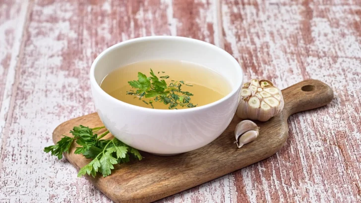 Liellopu kaulu buljons BIO